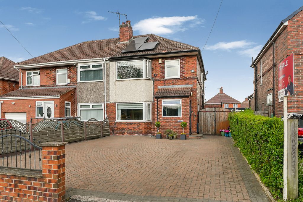 Property photo 1 of 16