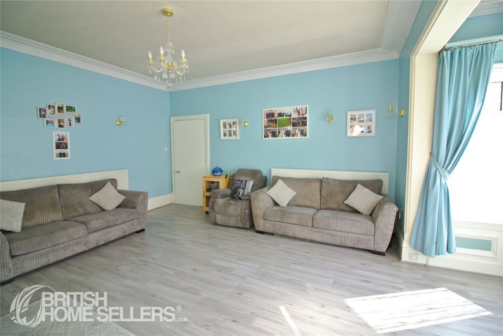 Property photo 3 of 27 3