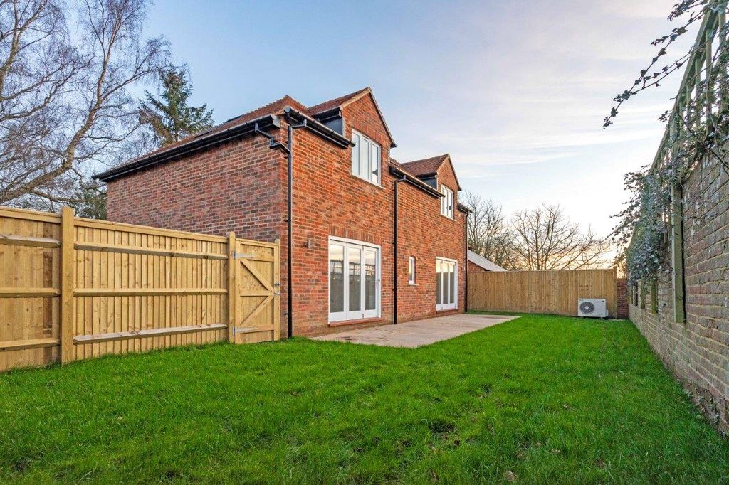 Property photo 3 of 20 External Elevation
