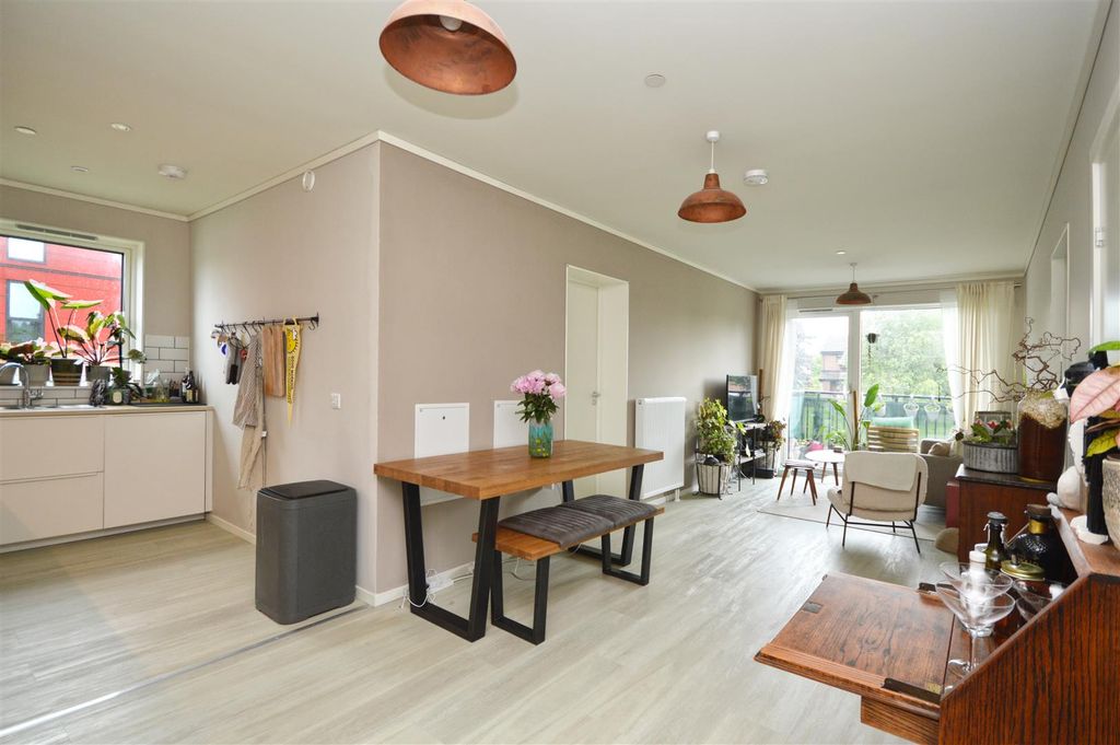 Property photo 3 of 16 Open Plan Living