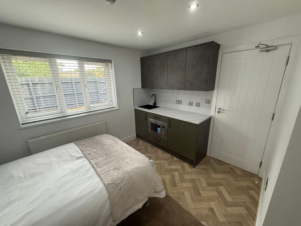 Property photo 2 of 26 S3 48B