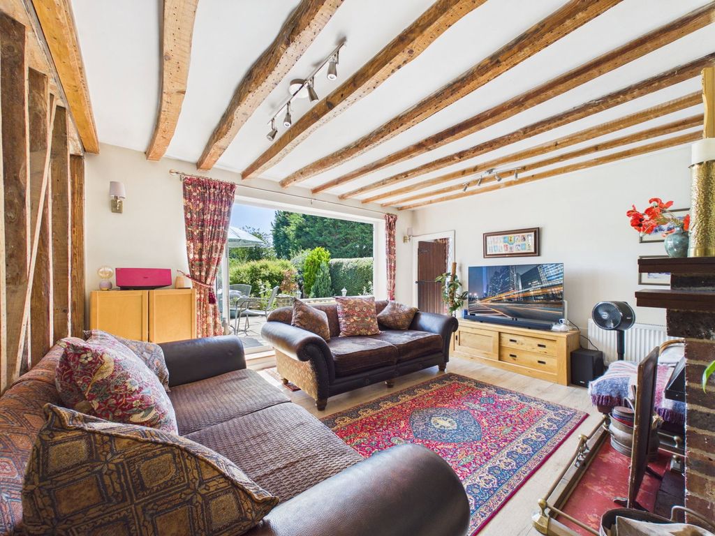 Property photo 3 of 19