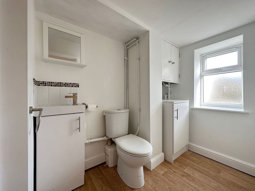 Additional image 9 of 3 bed terraced house for saleStonefall Avenue, Harrogate HG2