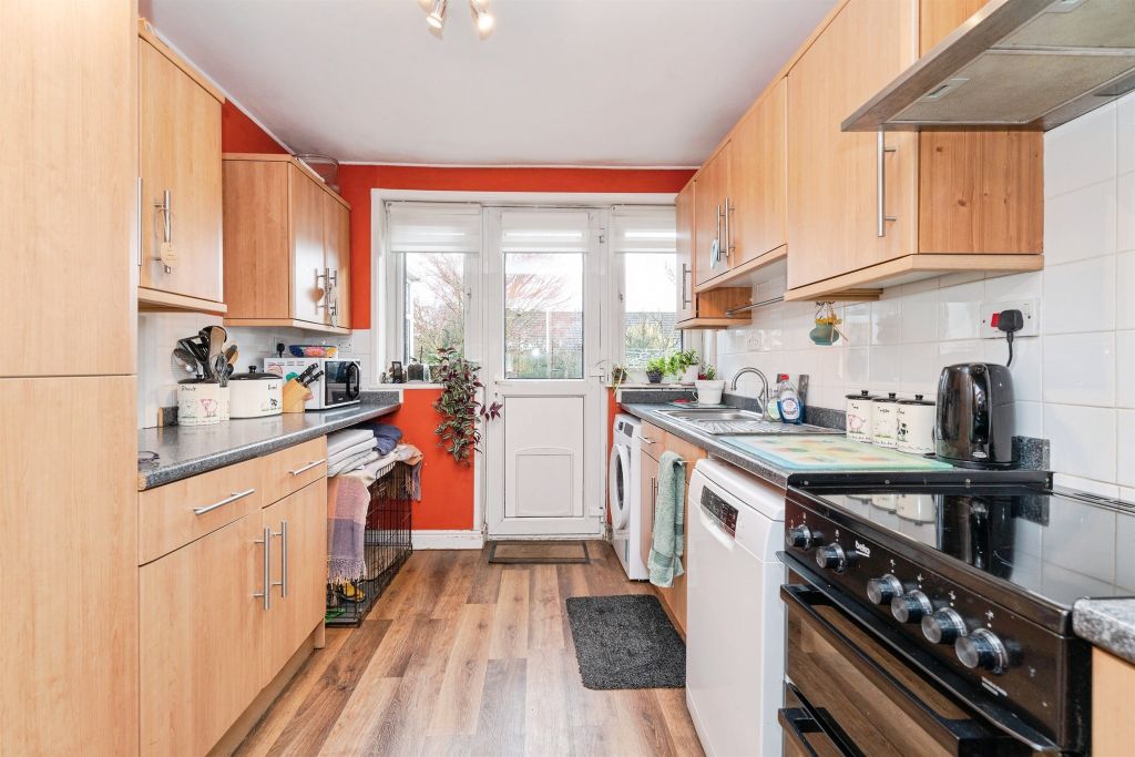 Property photo 2 of 18
