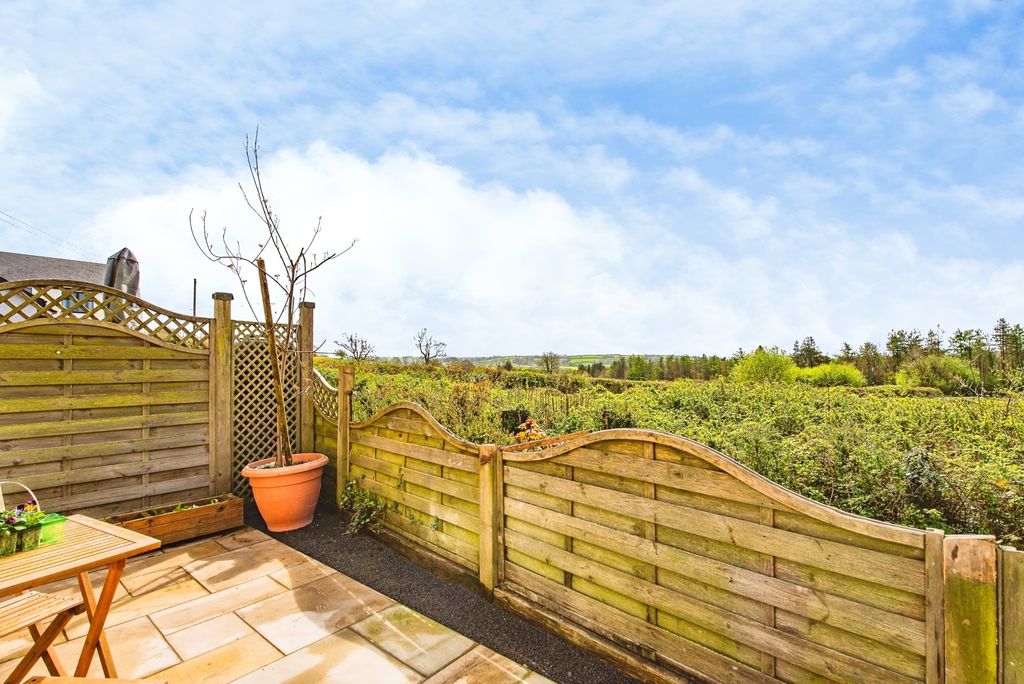 Property photo 2 of 17 Pbox-Img.Jpg