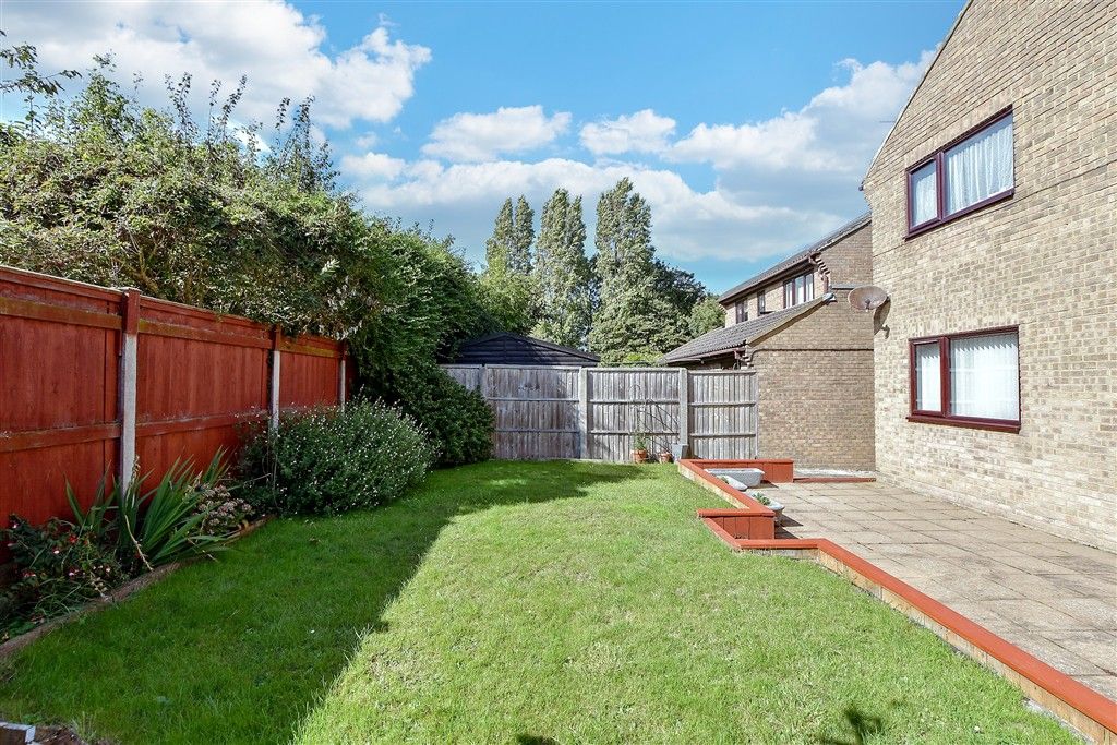 Property photo 2 of 18 Rear Garden