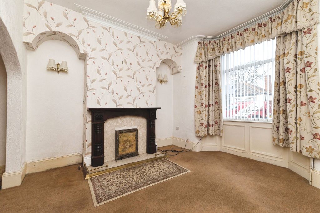Property photo 3 of 14