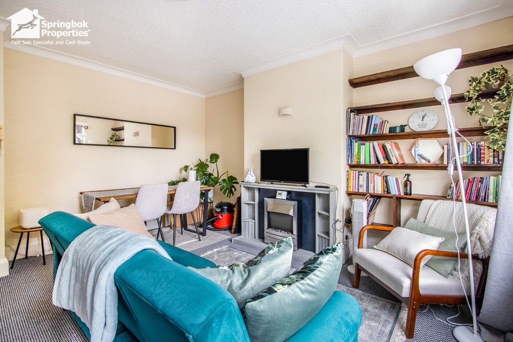 Property photo 3 of 17 2