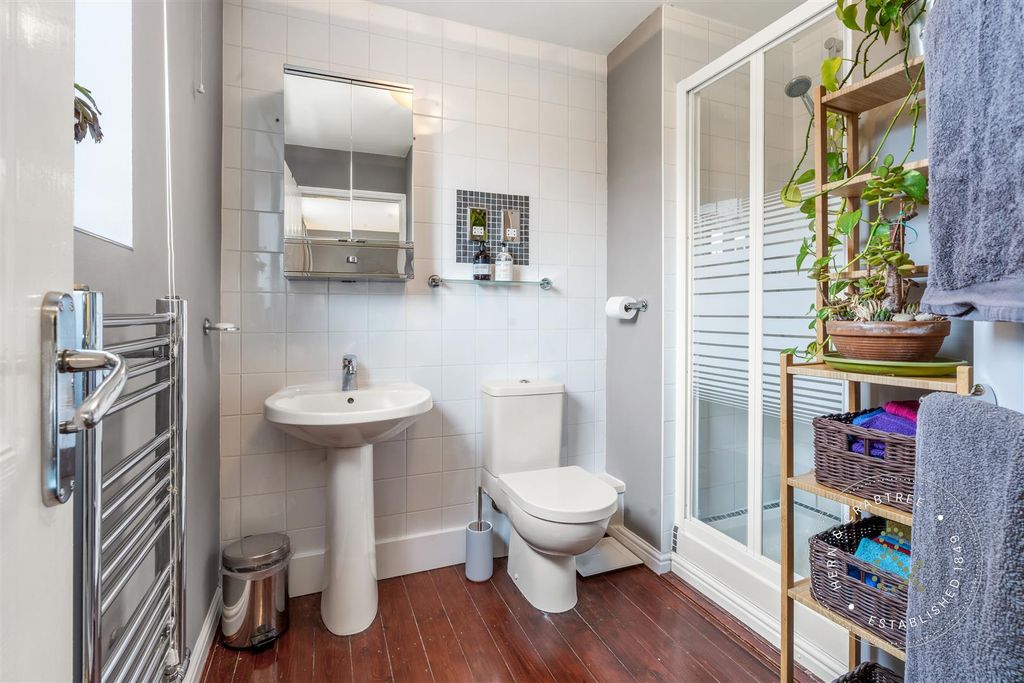 Additional image 32 of 5 bed town house for saleBarquentine Place, Cardiff Bay CF10