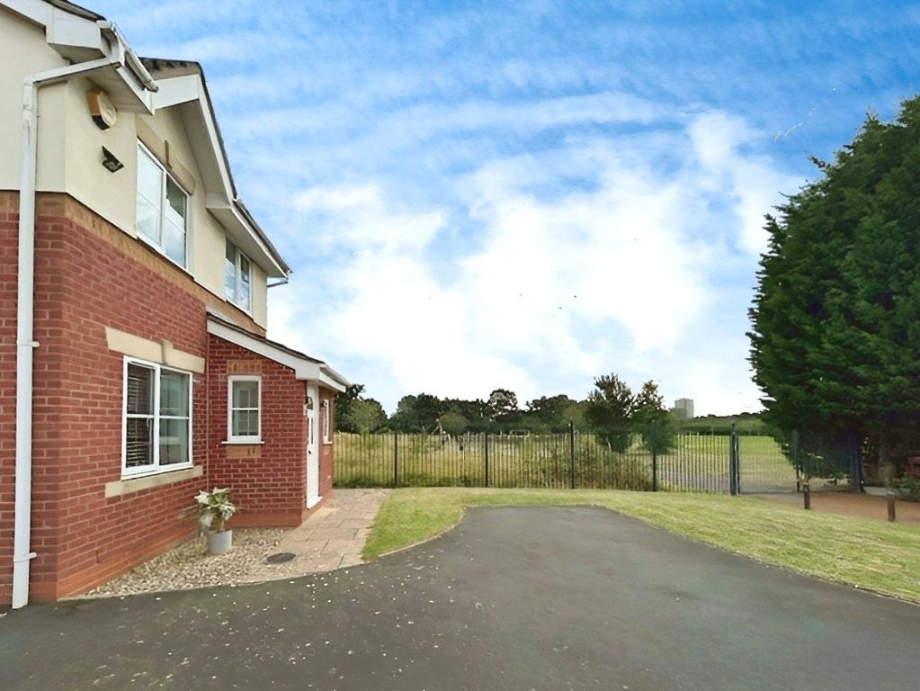 Property photo 3 of 18 Picture No. 06