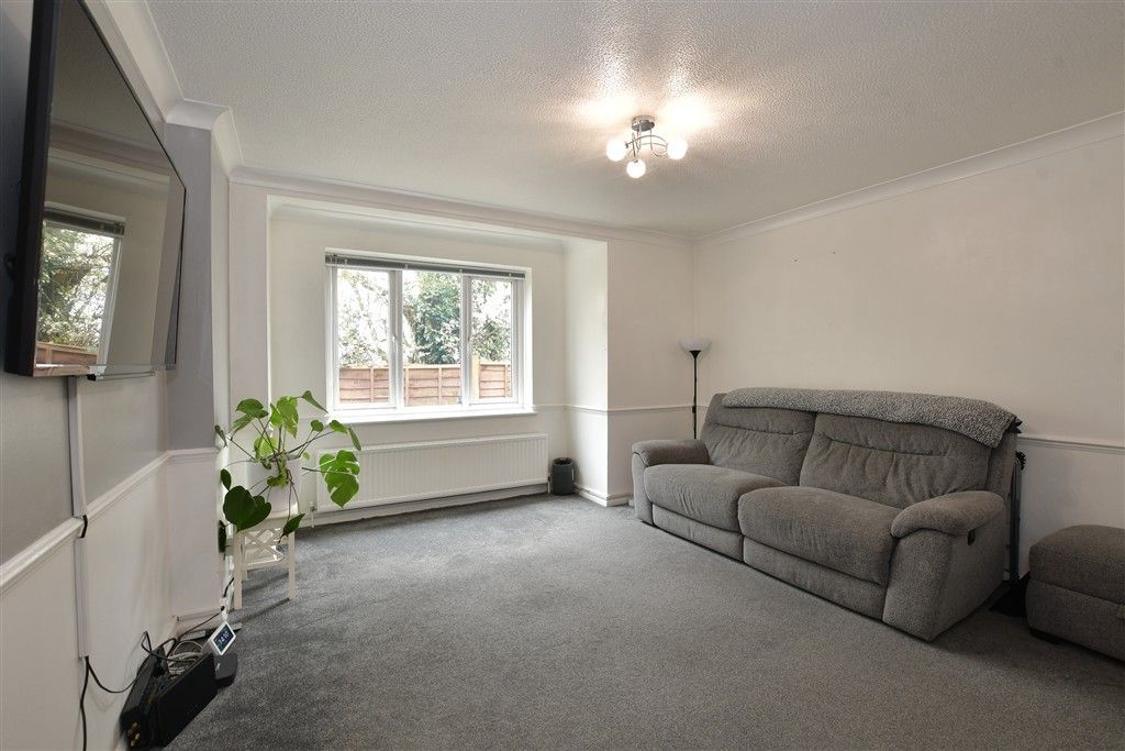 Property photo 2 of 8 Living Room