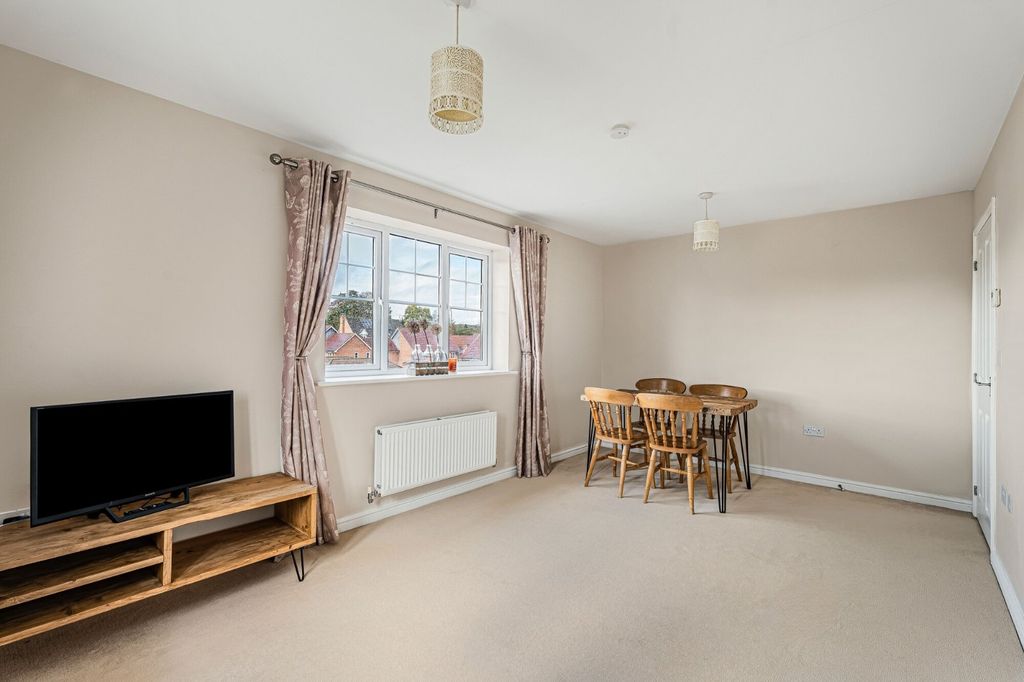 Property photo 2 of 16 Picture No. 16