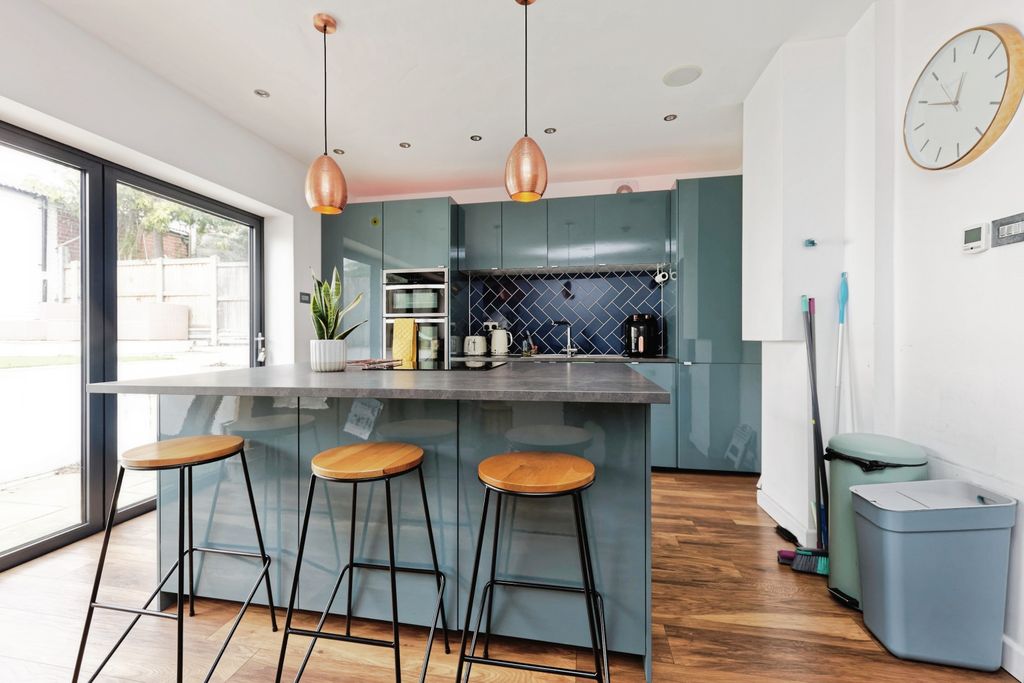 Property photo 2 of 19 Img_0241_Rw