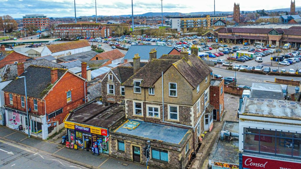 Property photo 1 of 6 4960960