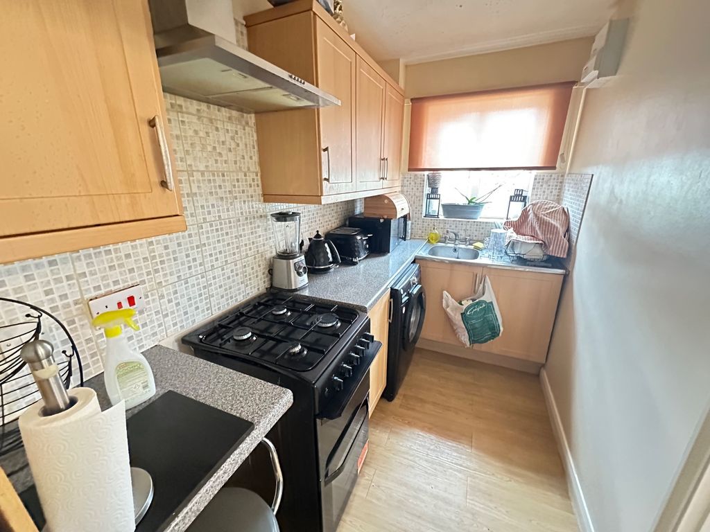 Property photo 3 of 5 5438592