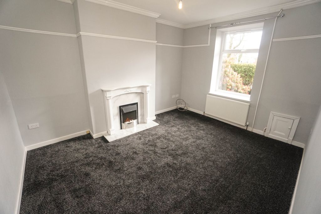 Property photo 2 of 13 Photo 6