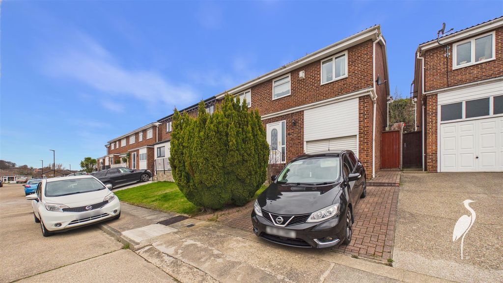 Property photo 1 of 29