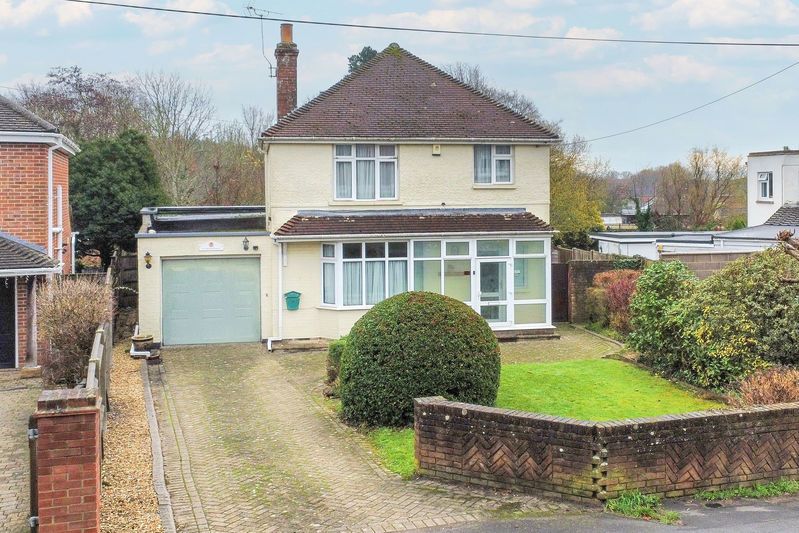 Property photo 1 of 14 External