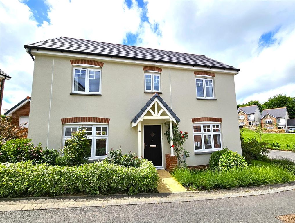 Property photo 1 of 21 Front (2).Jpg