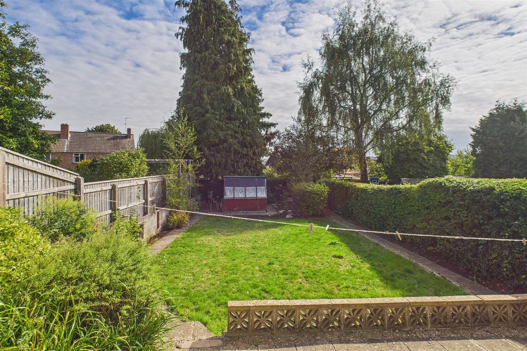 Property photo 3 of 23 14 Dentwood Grove, Coombe Dingle, Bristol Bs9 2Qh