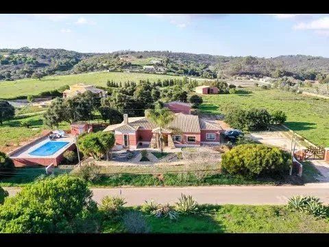 Property photo 2 of 50