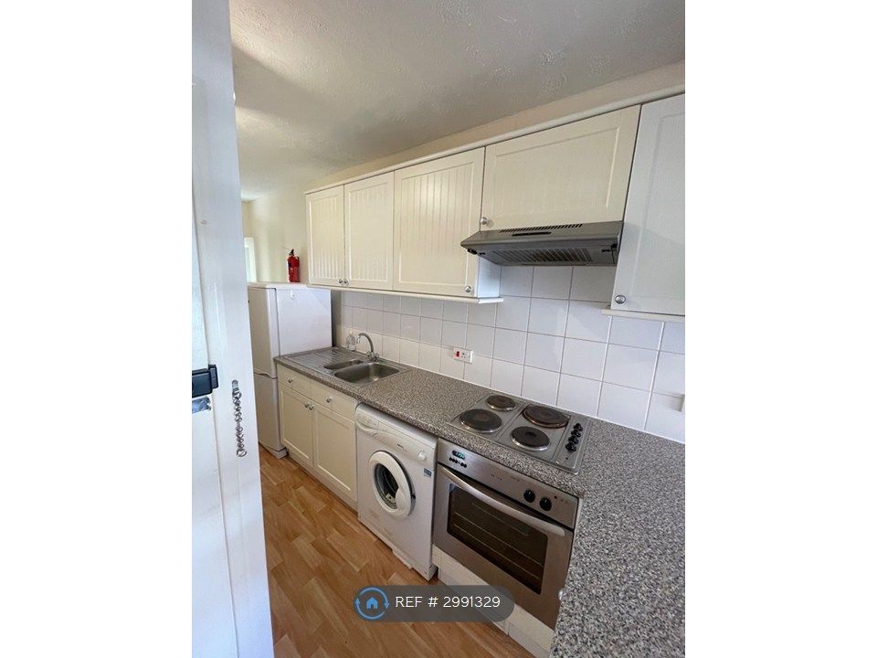 Property photo 1 of 16 Kitchen