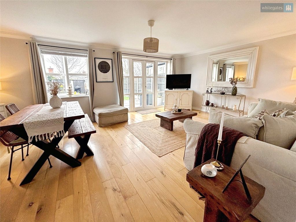 Property photo 3 of 20 Picture No. 37