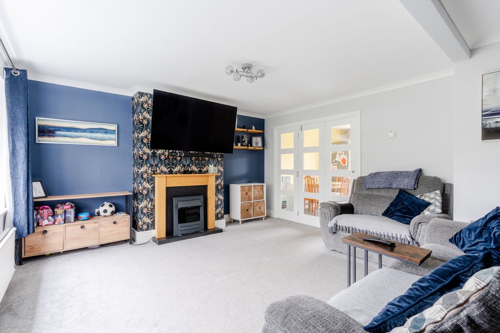 Property photo 1 of 16 1