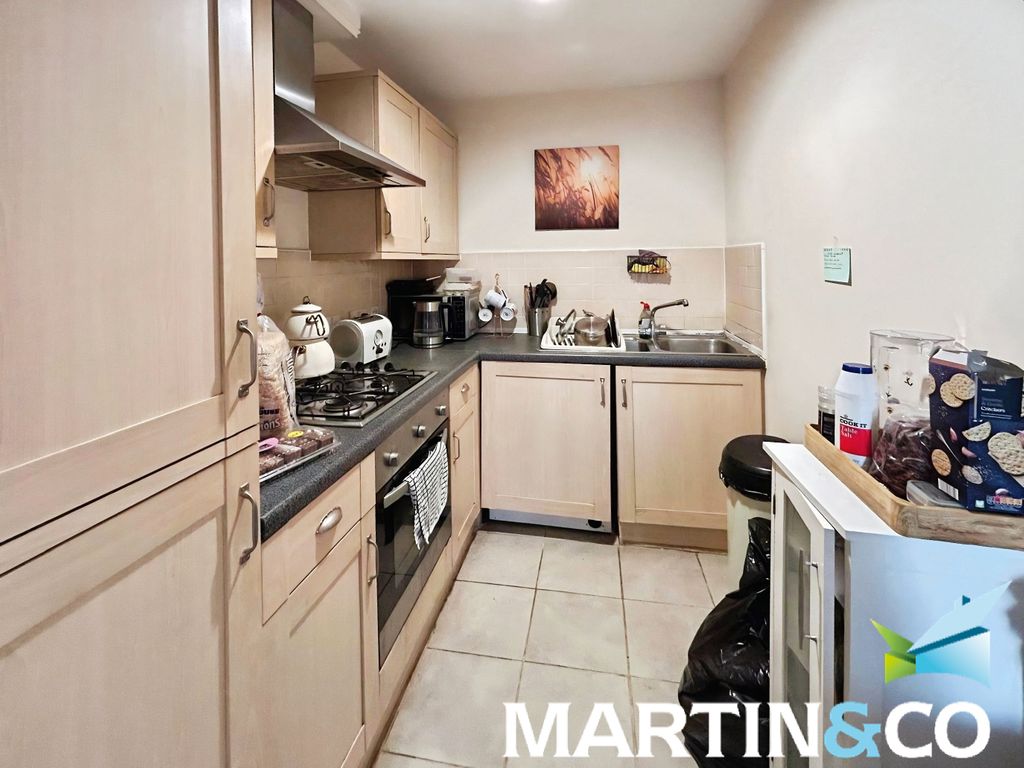 Property photo 3 of 12 25B76563-Img-20251202-Wa0015