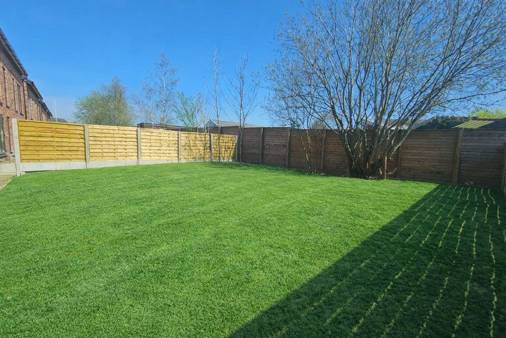 Property photo 3 of 16 Picture No. 19