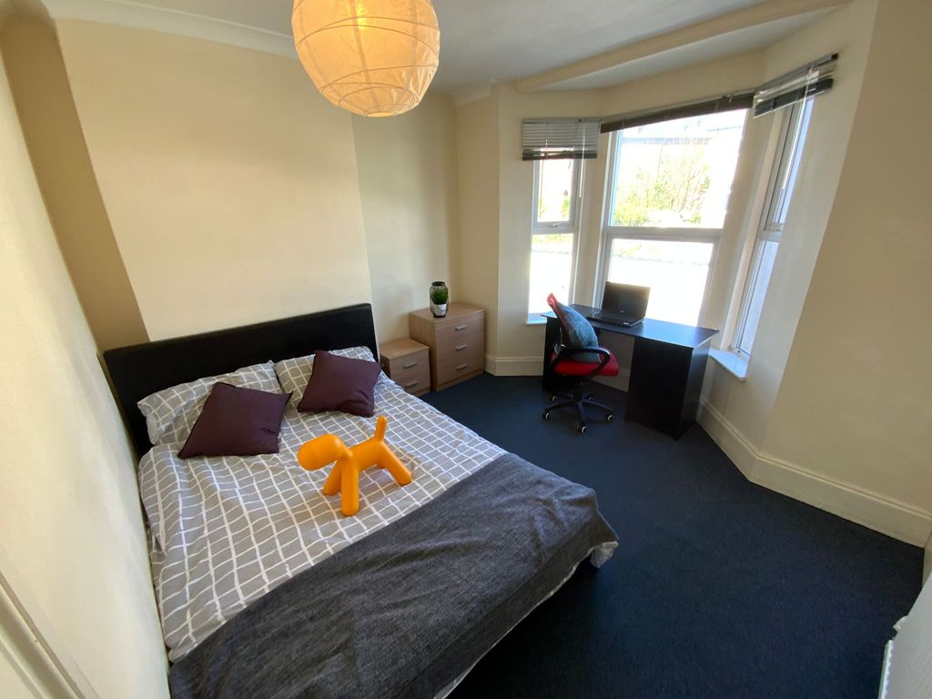 Property photo 2 of 4