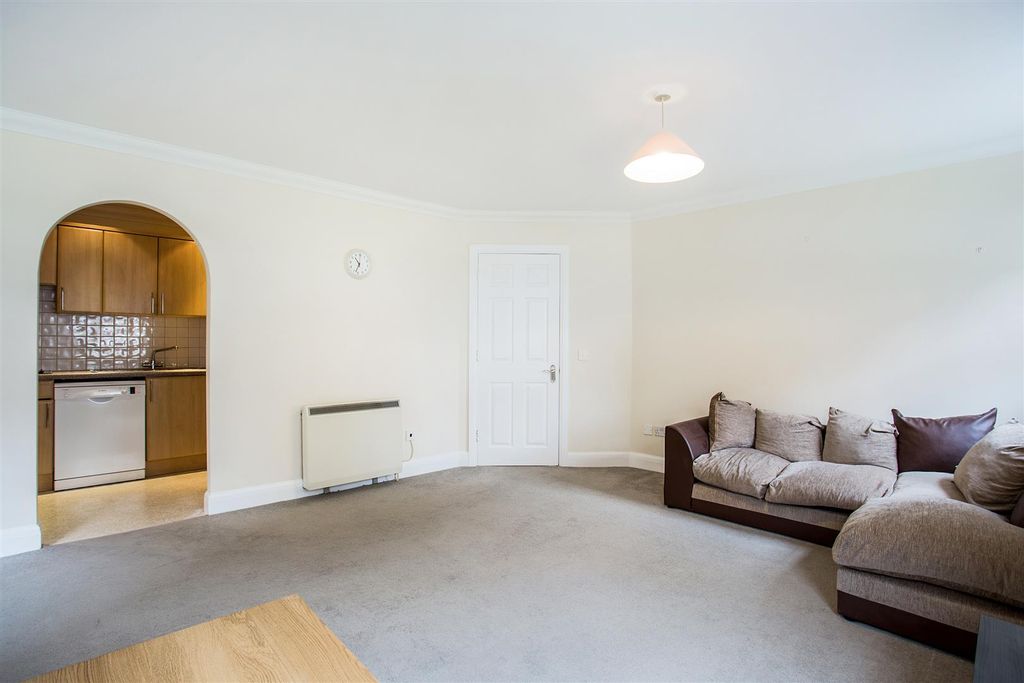 Property photo 3 of 11 Living Area