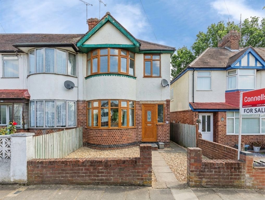 Property photo 1 of 17