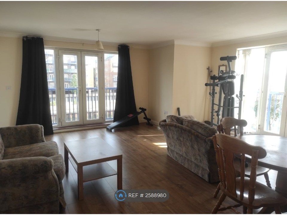 Property photo 2 of 6