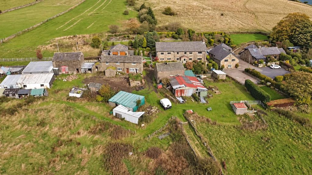 Property photo 3 of 18 Aerial