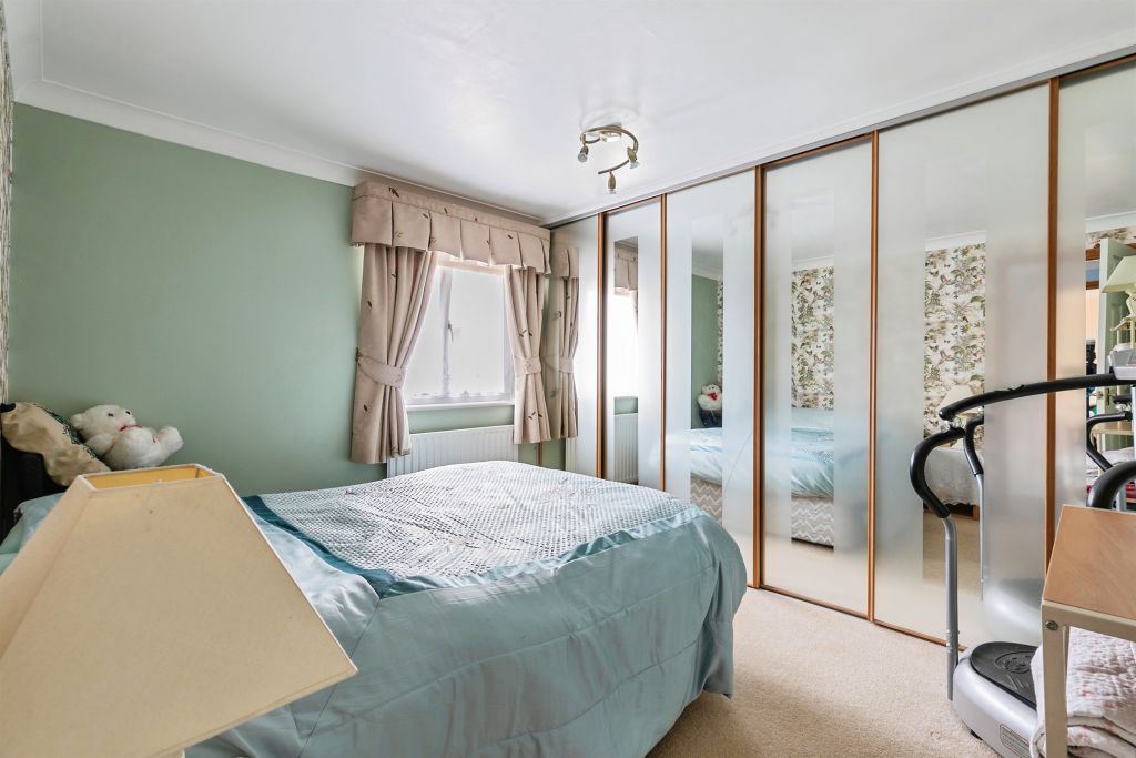 Property photo 2 of 16