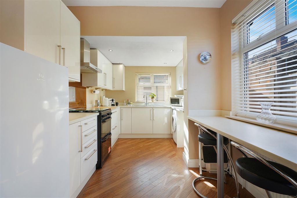 Property photo 2 of 33 Dsc02948.Jpg