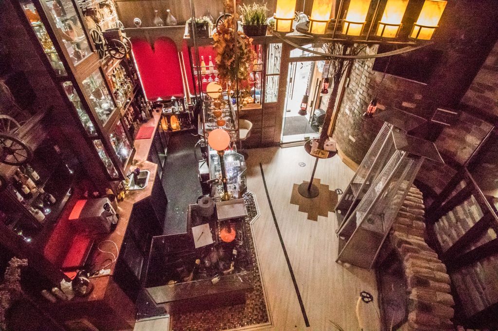 Property photo 2 of 12