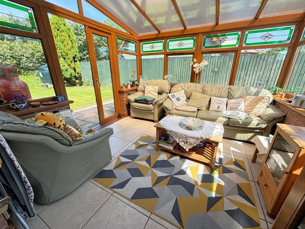 Property photo 3 of 22