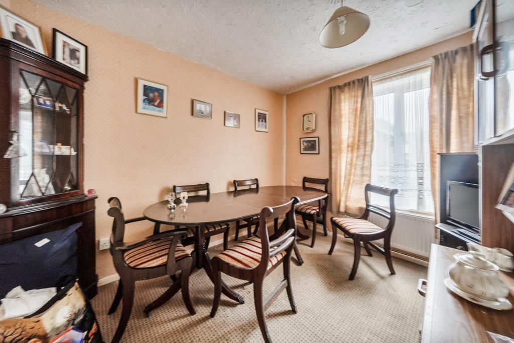 Property photo 2 of 24 Dining Room