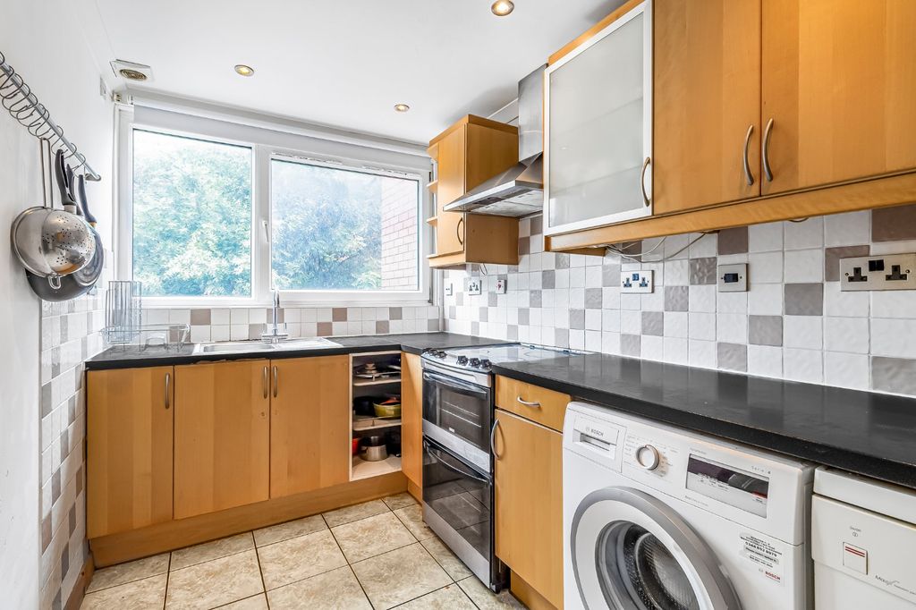 Property photo 3 of 17 Picture No. 36