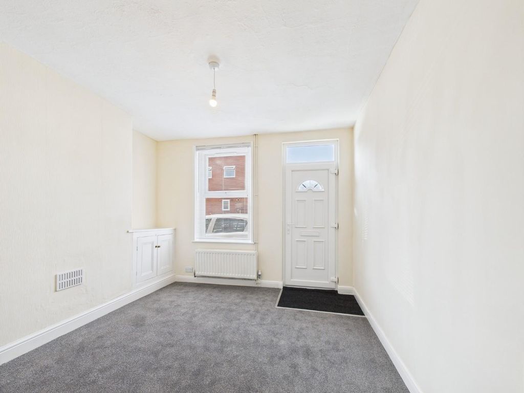 Property photo 2 of 16 Cam01238G0-Pr0522-Still008.Jpg