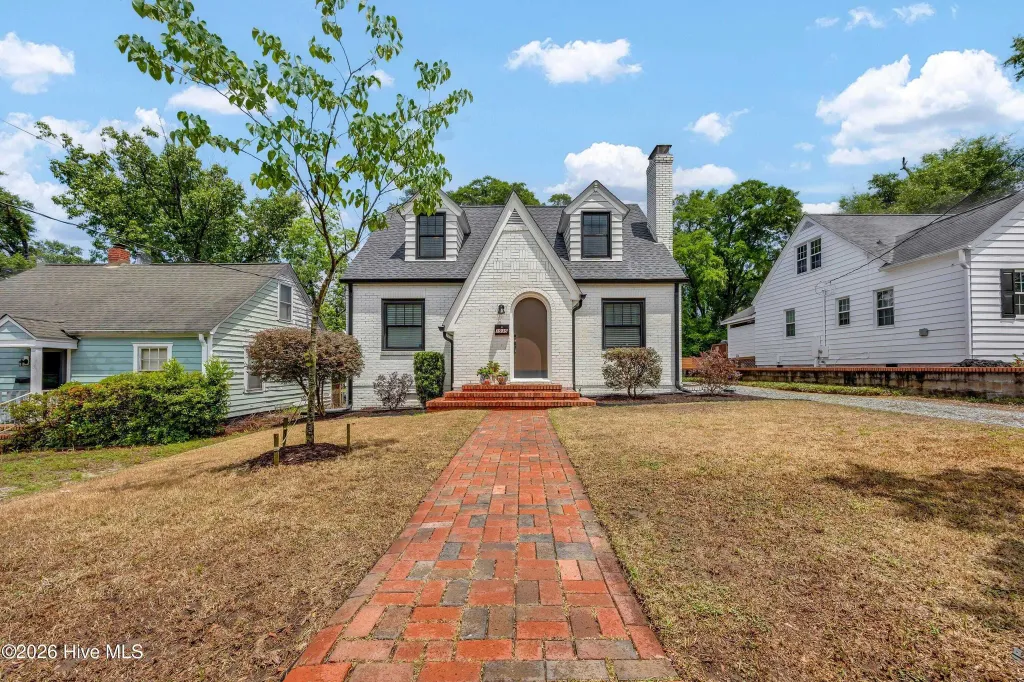 Property photo 1 of 29