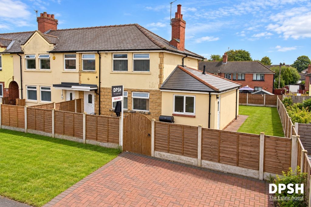 Property photo 1 of 25