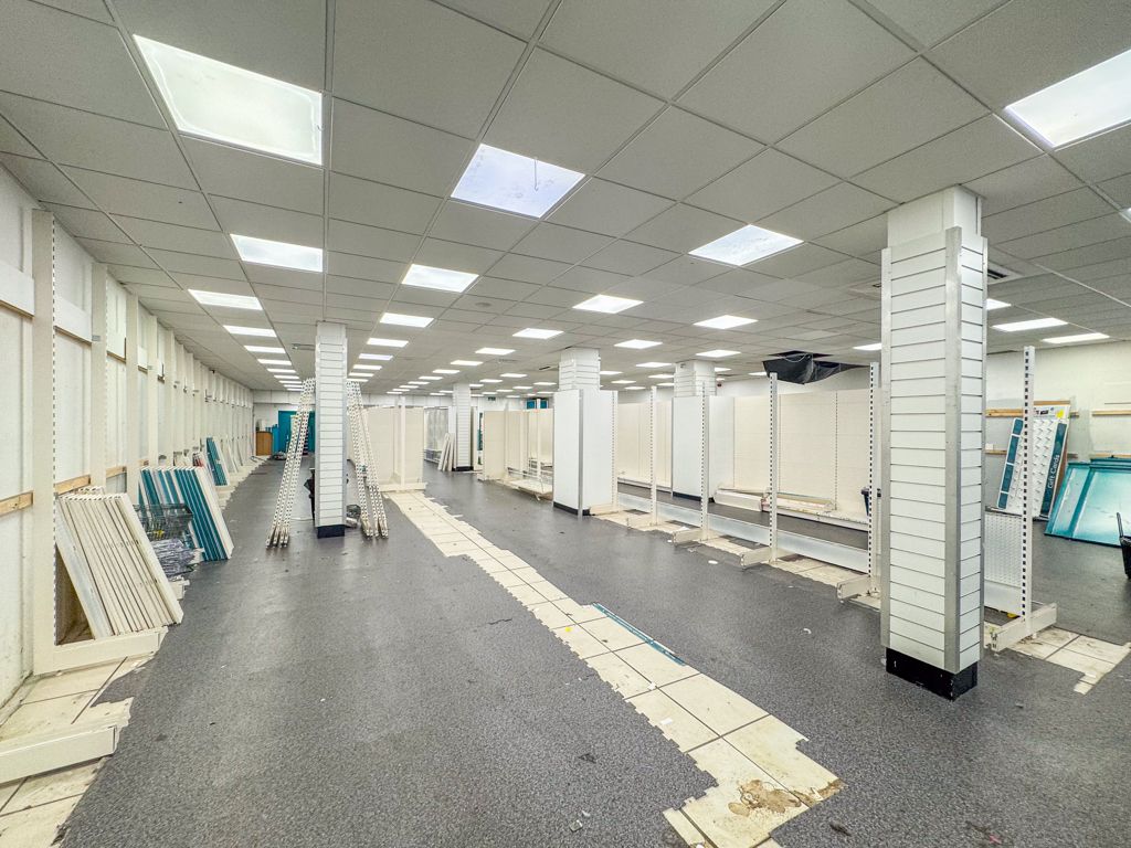 Property photo 3 of 14 Photo 12