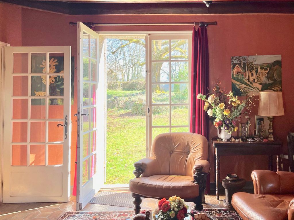 Property photo 2 of 26