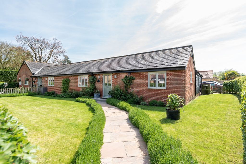 Property photo 1 of 22