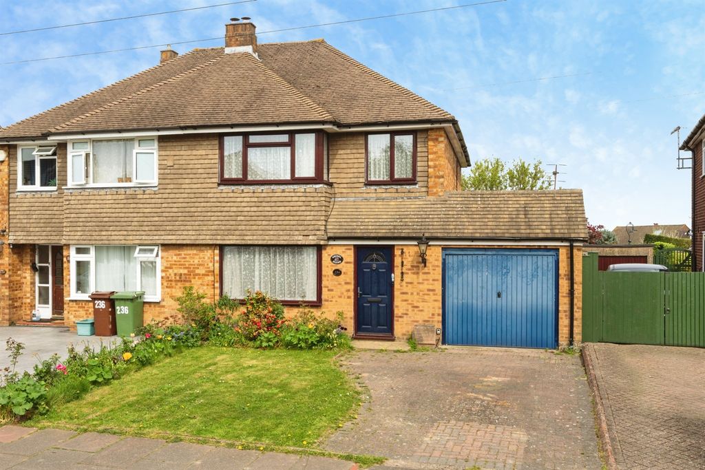 Property photo 1 of 20