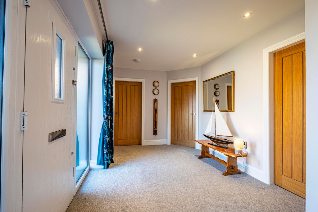 Property photo 3 of 22 Photo 2