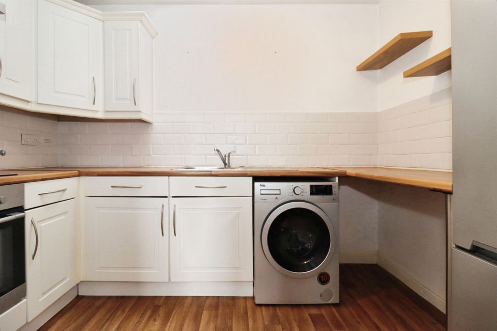 Property photo 3 of 20